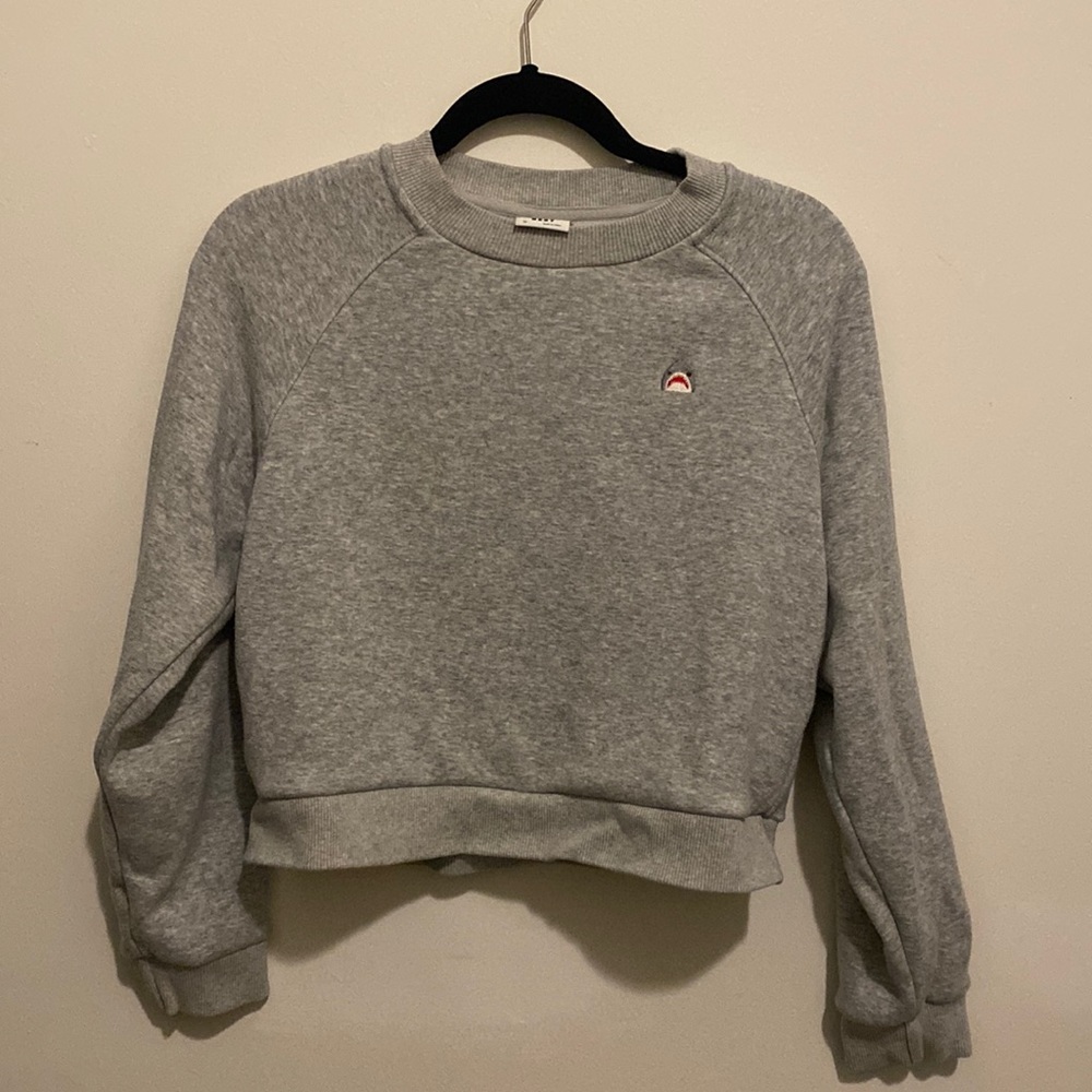 SUNDAY BEST GREY SHARK SWEATSHIRT